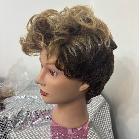 Stylish Blonde and Brown Wig - Picture 2 of 5